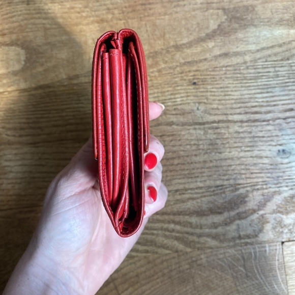 Louis Vuitton Red double snap Epi leather compact wallet Authentic EUC LV Epi - Picture 6 of 15